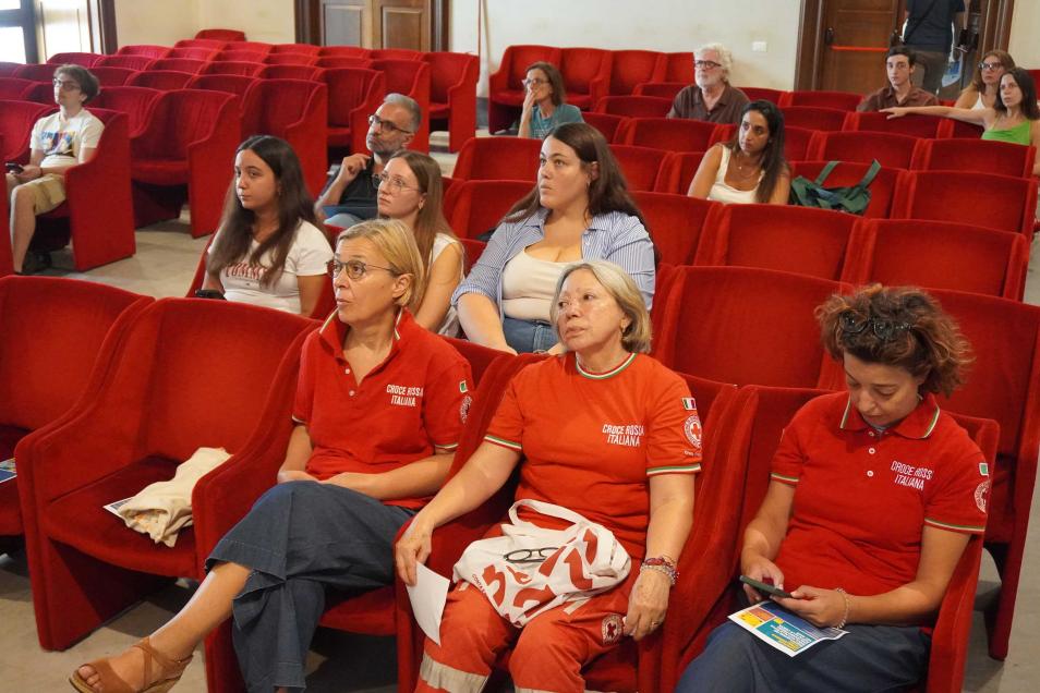 Operatori sociali e rappresentanti delle associazioni locali